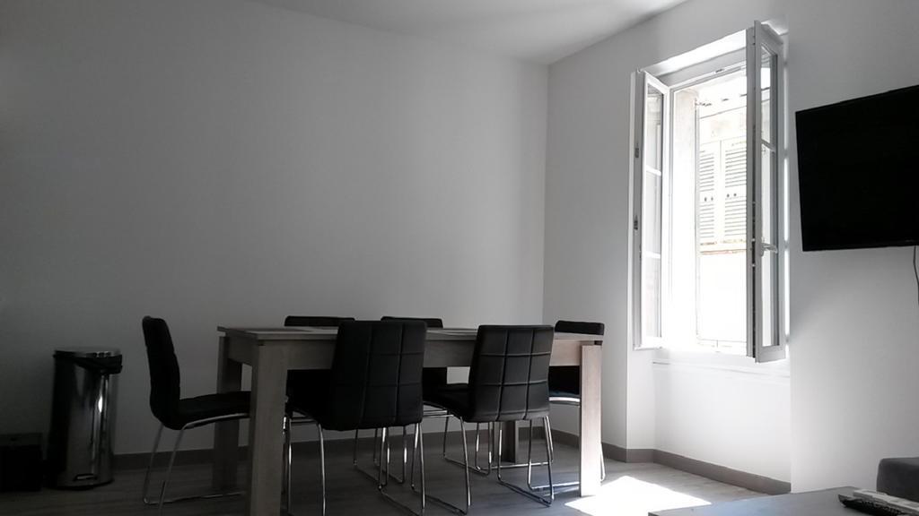 Safranier Townhouse Apartman Antibes Szoba fotó